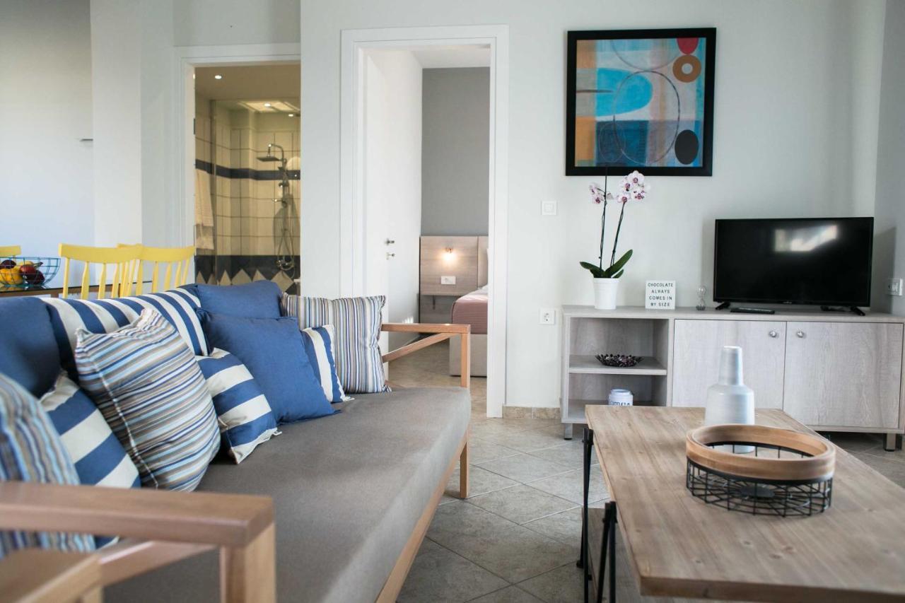 Mike'S Apartment I Luxury Above The Sea キサモス エクステリア 写真