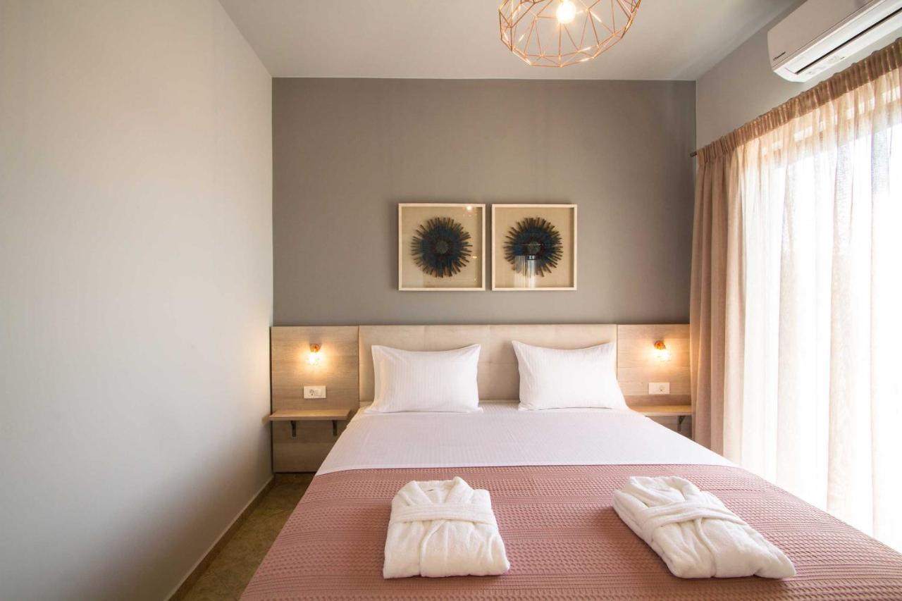 Mike'S Apartment I Luxury Above The Sea キサモス エクステリア 写真